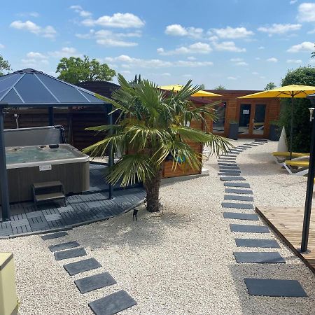 Logis Hotel Centrotel Et Spa Bulles D'Allier Montmarault Luaran gambar