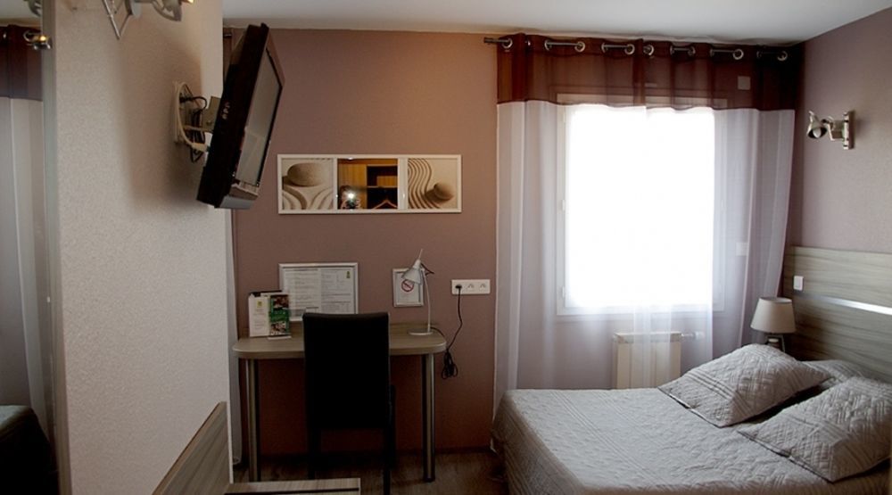 Logis Hotel Centrotel Et Spa Bulles D'Allier Montmarault Luaran gambar