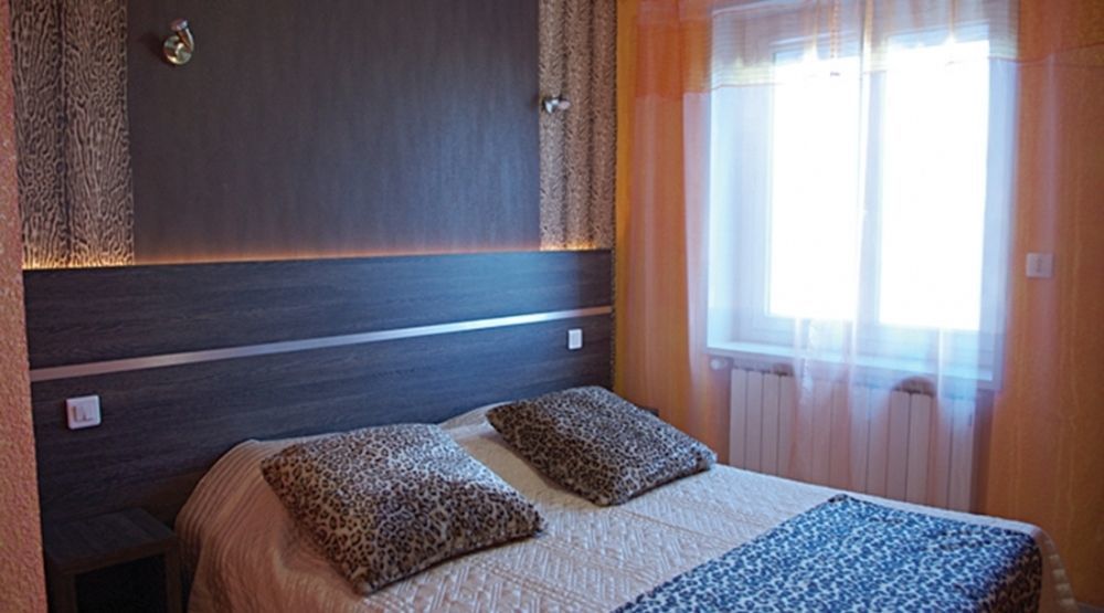 Logis Hotel Centrotel Et Spa Bulles D'Allier Montmarault Luaran gambar