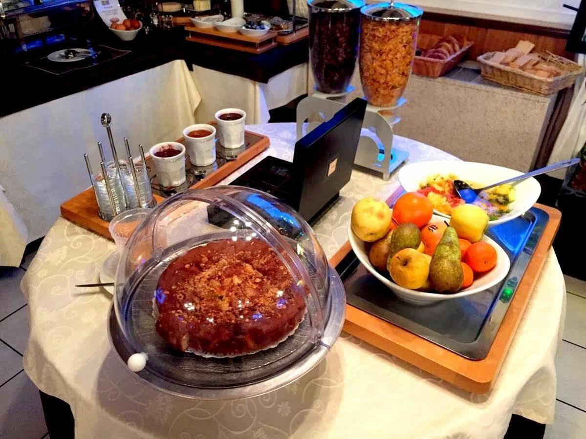 Logis Hotel Centrotel Et Spa Bulles D'Allier Montmarault Luaran gambar